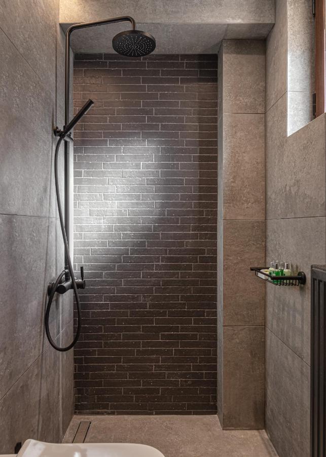 Gm Luxury Suites 卡拉维塔 外观 照片