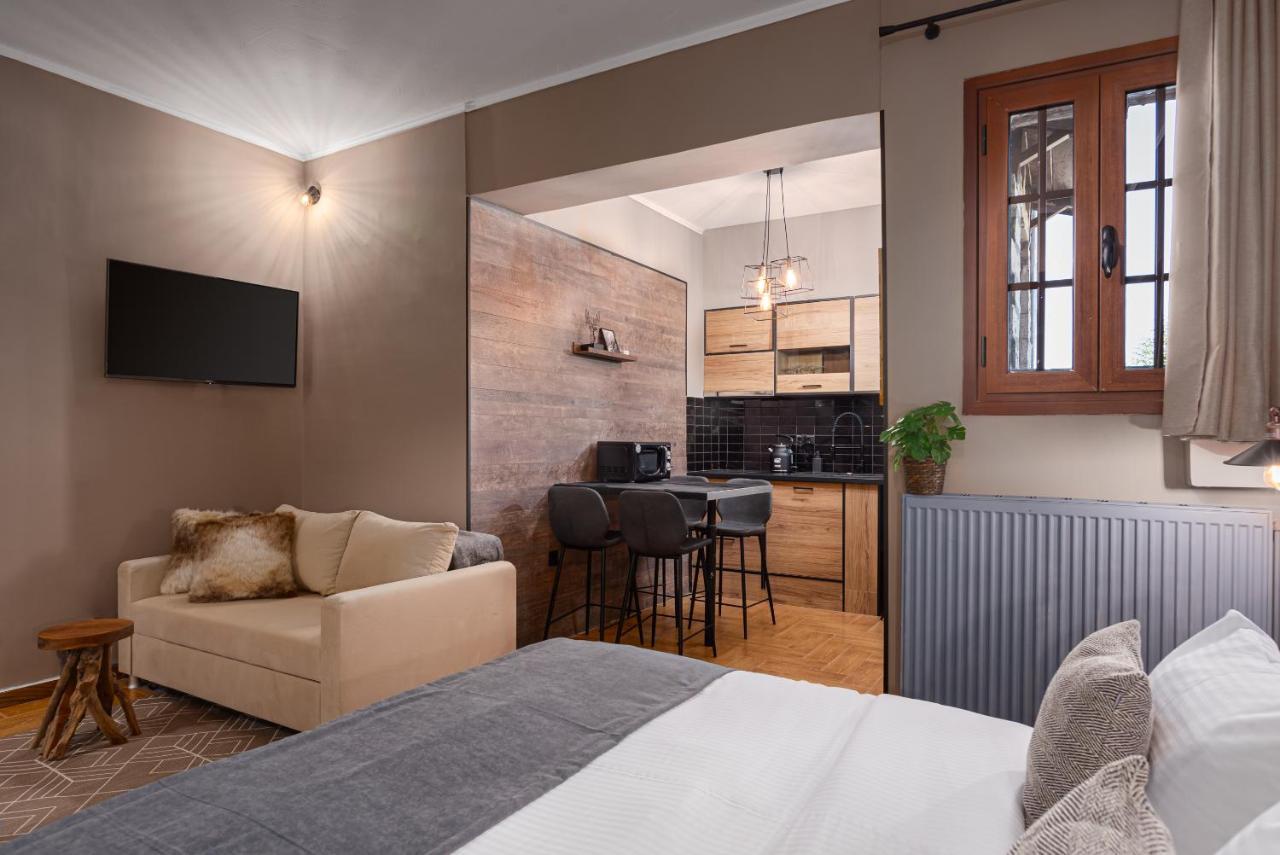 Gm Luxury Suites 卡拉维塔 外观 照片