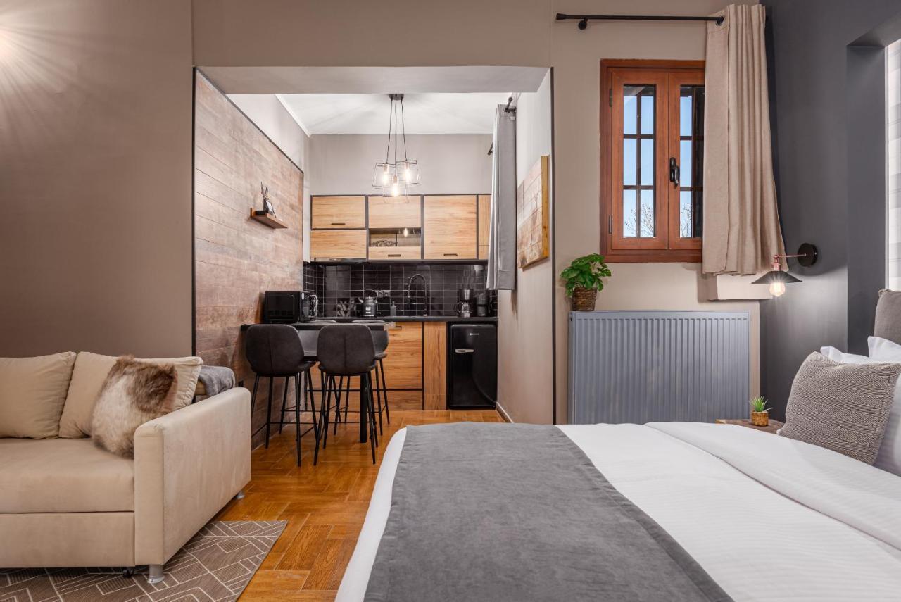 Gm Luxury Suites 卡拉维塔 外观 照片
