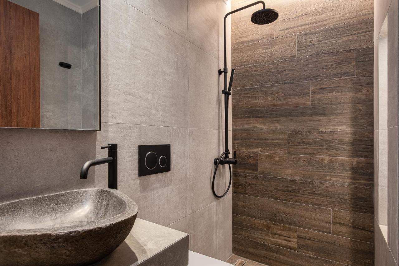 Gm Luxury Suites 卡拉维塔 外观 照片